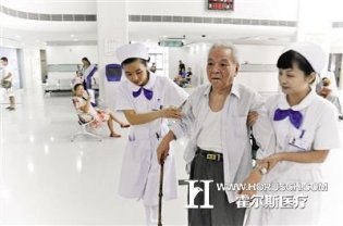 医院医导应该学会从患者角度出发 